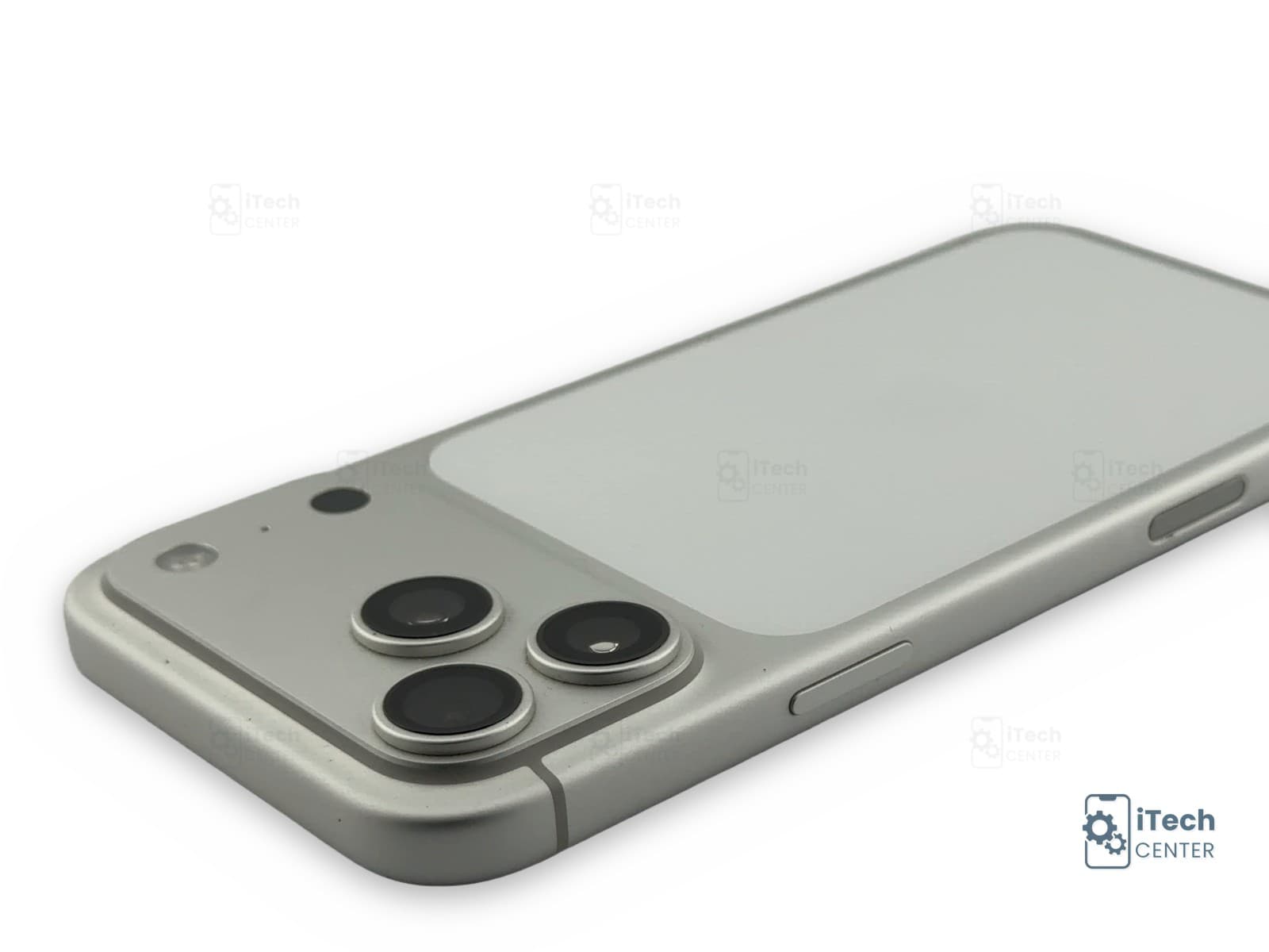 Изображение на iPhone 17 Pro Max · 256 GB
